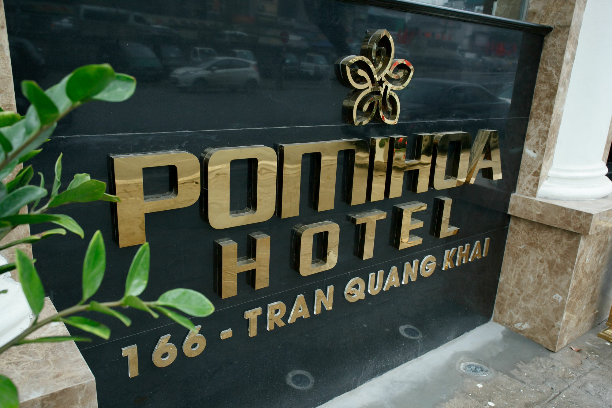 Hanoi Pomihoa Hotel Exterior photo